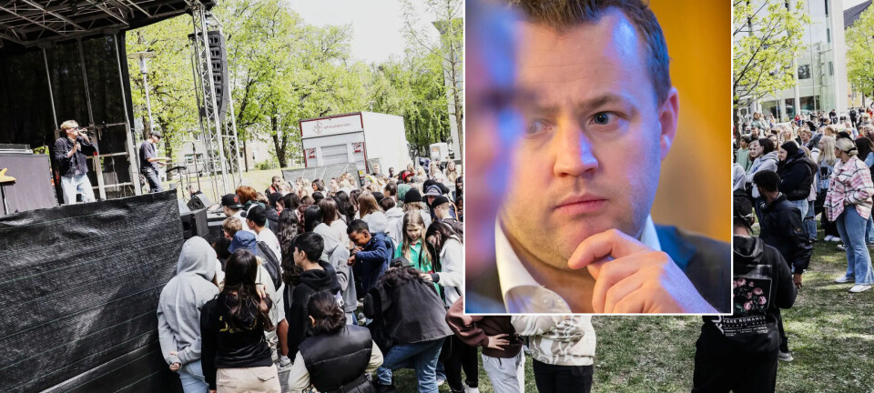 To mot-arrangementer under SIAN-demo: - En fallitterklæring