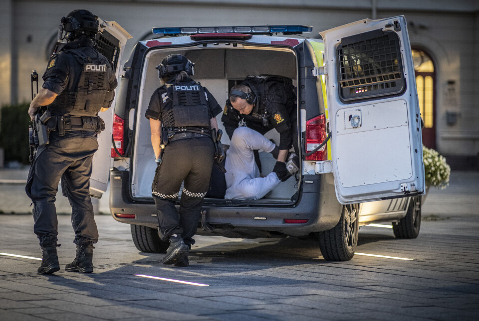 TIL ARRESTEN: Mannen ble innbragt. Hva som skjer videre er foreløpig uklart.