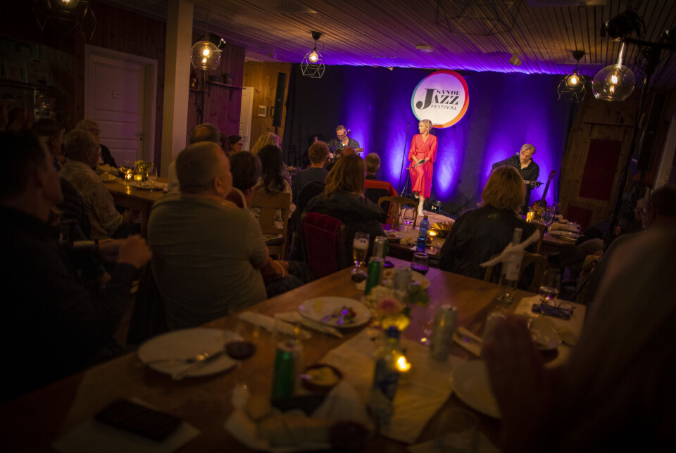 Silje Nergaard med stemningsfull intimkonsert på Sande-bygda
