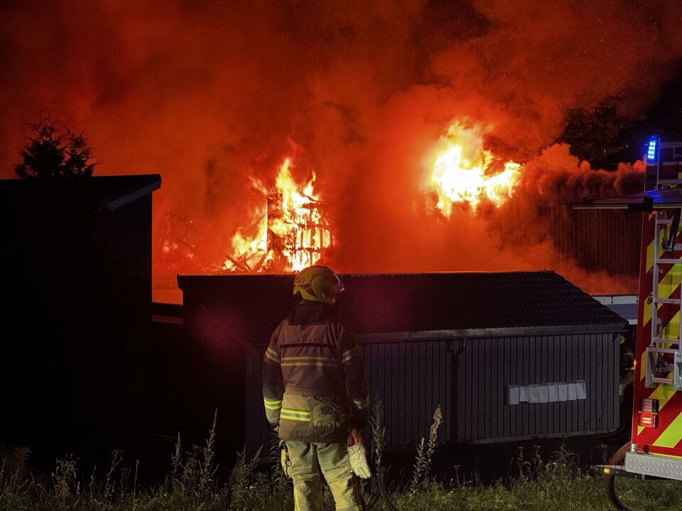 Fire boliger gikk med i flammehav
