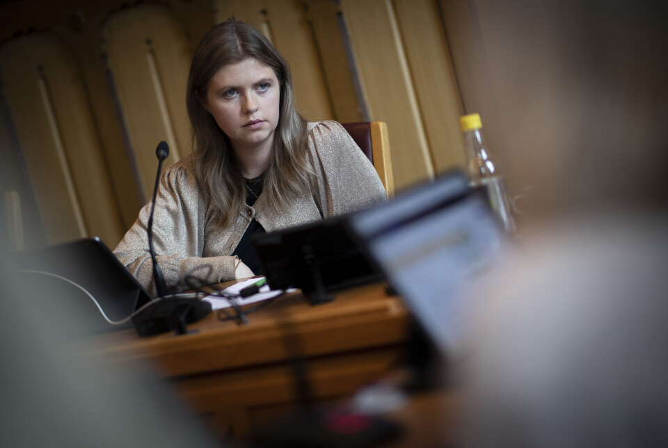 KRITISERER AP: Høyre og leder av Hovedutvalget for Oppvekst og Utdanning Victoria Fevik, mener Arbeiderpartiet har ødelagt for et større, konstruktivt samarbeid om løsning.