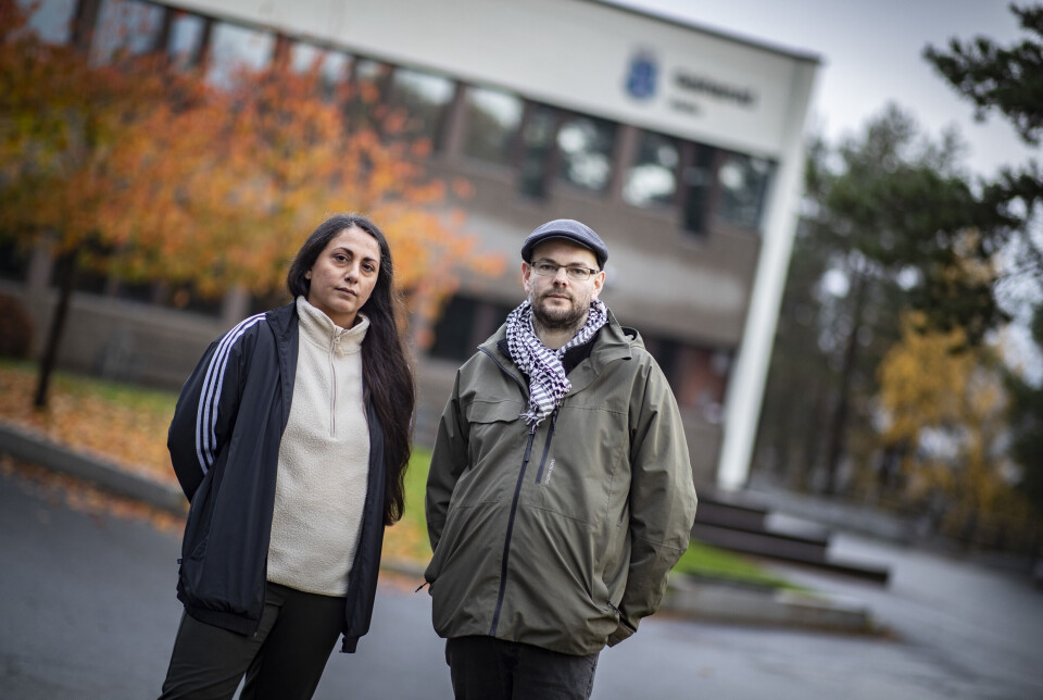 RASER MOT POLITIKER-UTSPILL: Fjell-patriotene Mehtap Yildiz og Asgeir Kjeldstad gikk på Galterud sammen, og sistnevnte har også tilbragt 14 år på skolen som lærer. I sitt voksne liv er de kjent som ansiktene bak musikk-konseptene Austad Platesnurreri og «Reggae ved Ælva».