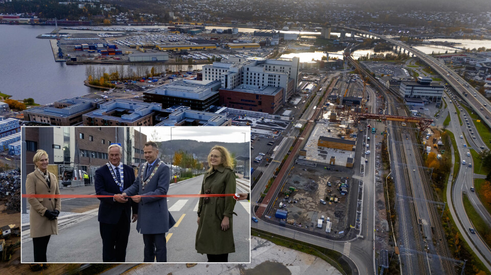 Helsebydelen er ferdig - under bakken. Innfelt fra venstre Anne Hilde Bråtebæk, Helse Sør-Øst, ordfører Kjell Arne Hermansen fra Drammen, ordfører Kjetil Kivle fra Lier og Gøril Bergh, Drammen Helsepark.