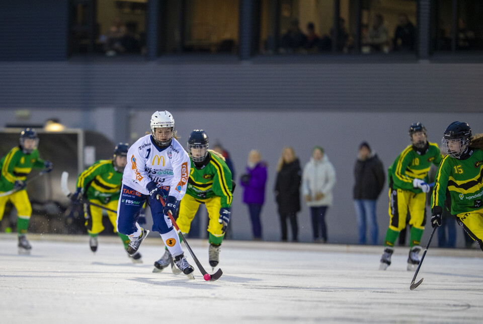 Drammensdamene med solid serieåpning på Konnerud