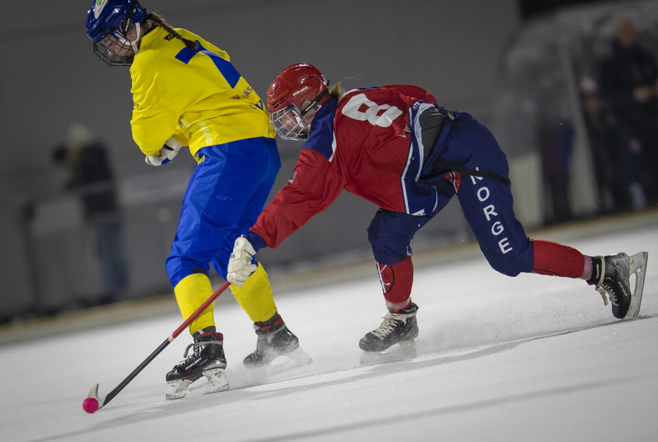 Lovende tross 10-1-tap på to kamper for de norske bandyjentene