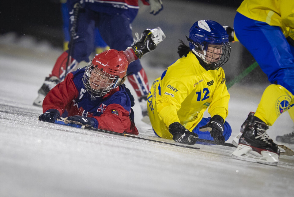 Lovende tross 10-1-tap på to kamper for de norske bandyjentene