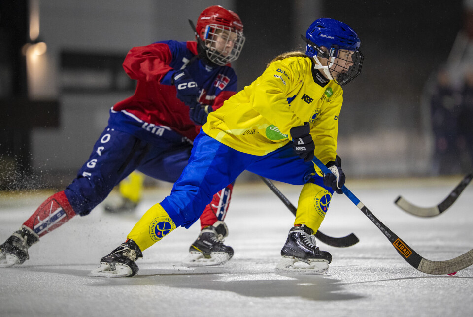 Lovende tross 10-1-tap på to kamper for de norske bandyjentene