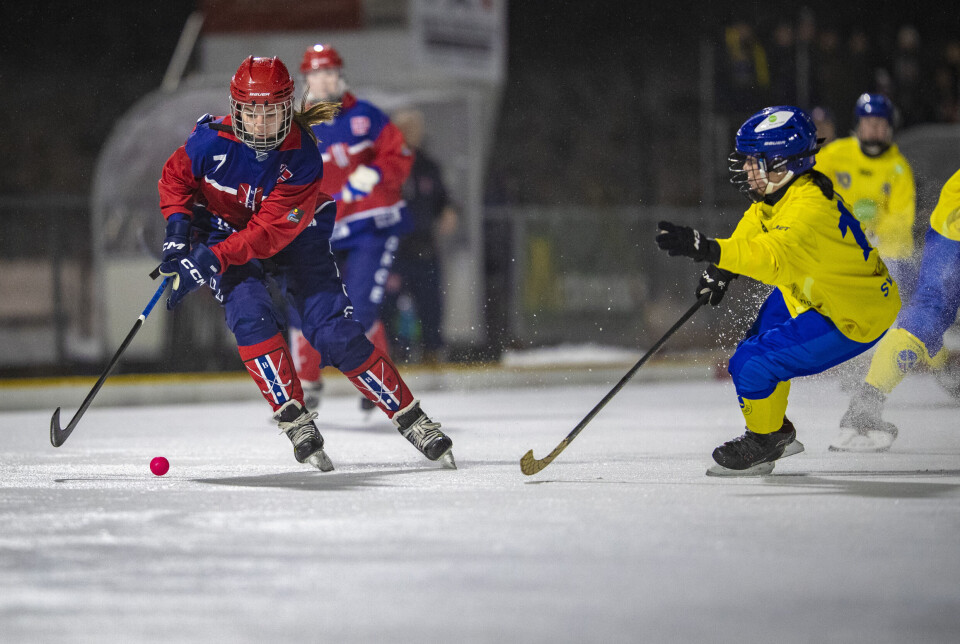 Lovende tross 10-1-tap på to kamper for de norske bandyjentene
