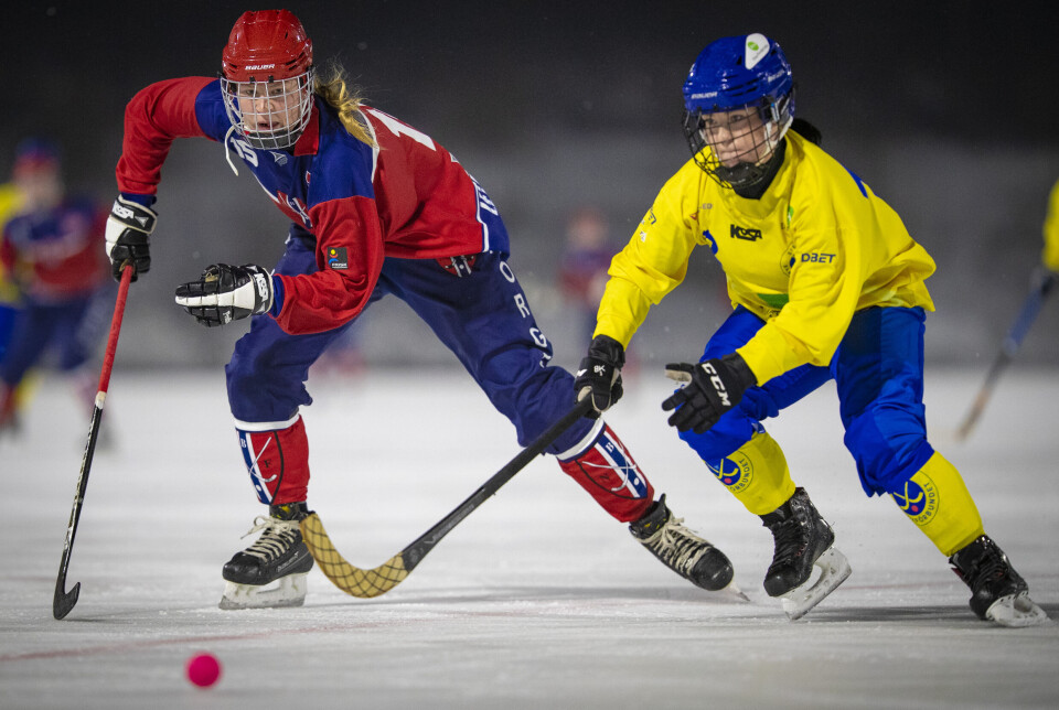 Lovende tross 10-1-tap på to kamper for de norske bandyjentene