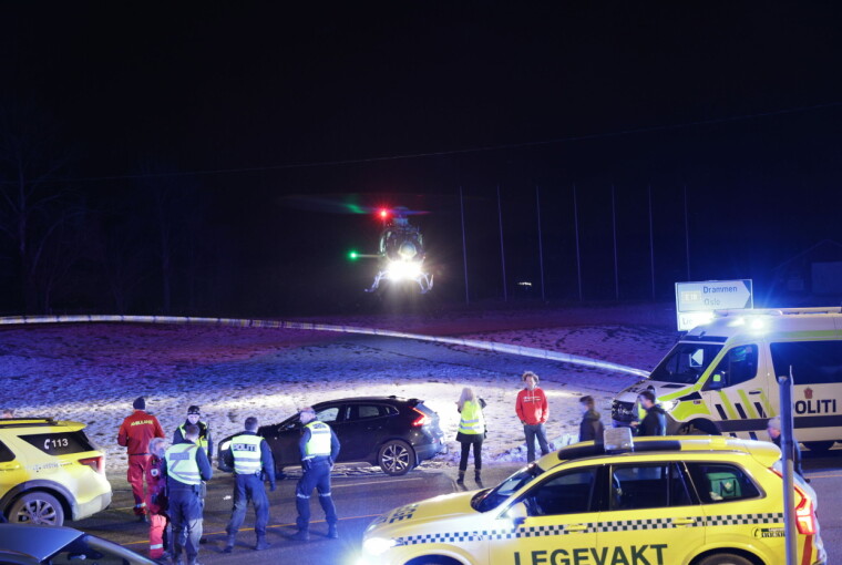 Eldre kvinne kritisk skadd etter påkjørsel på Lierskogen