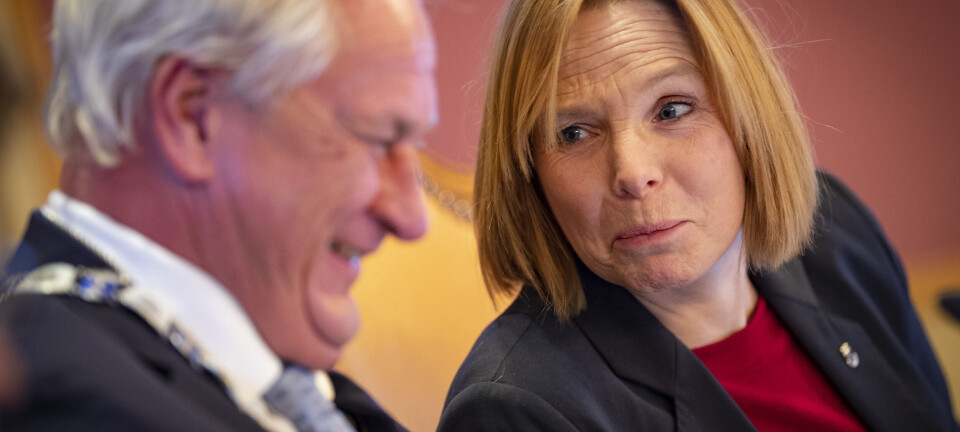Ordføreren og Surlien: - Vi har tillit til kommunedirektøren