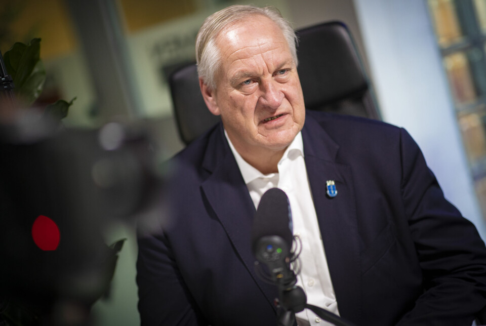 Ordføreren spørres ut om bråket: - Er du hard nok i klypa?