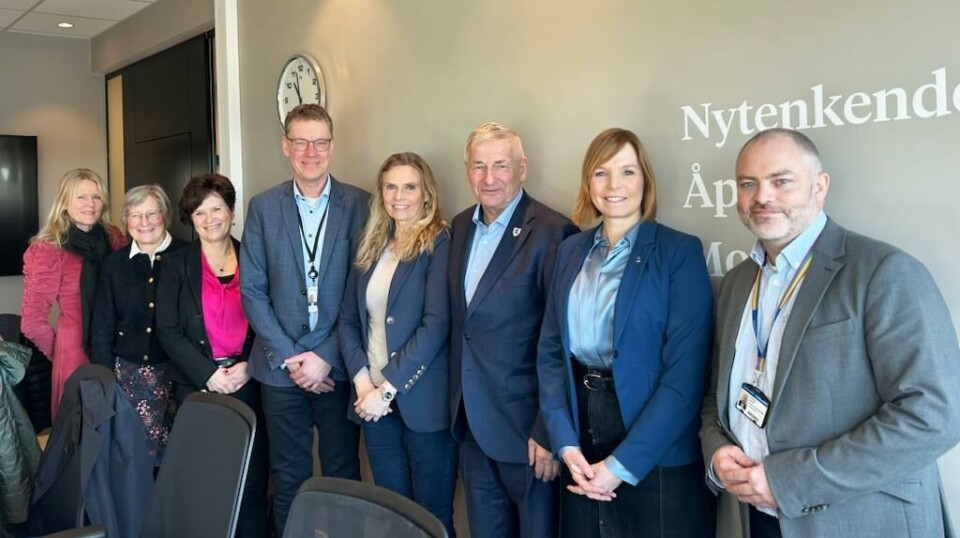 Representanter fra fylkeskommunen, Drammen kommune og Vestre Viken i møte jernbanedirektotatet.