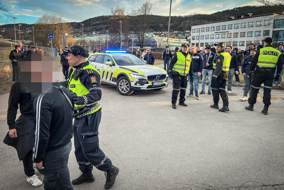 Masseslagsmål både på og utenfor banen etter Godset-kamp