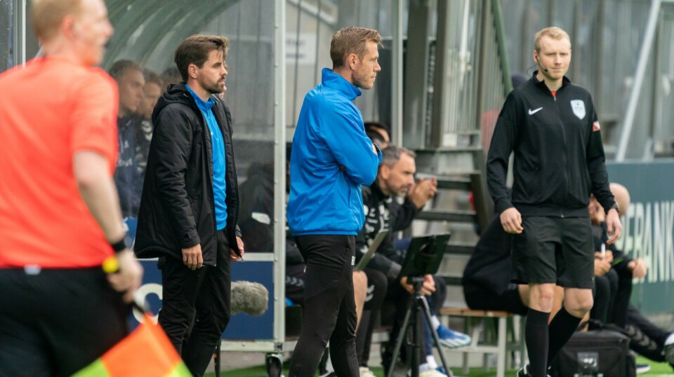 Assistentene tar over laget