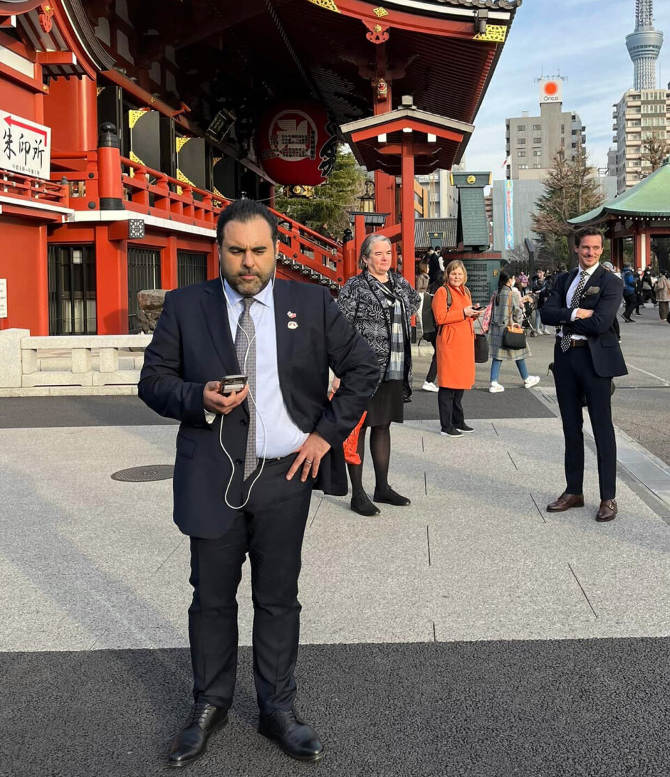 JAPAN: Gharahkhani med følge i 2023.