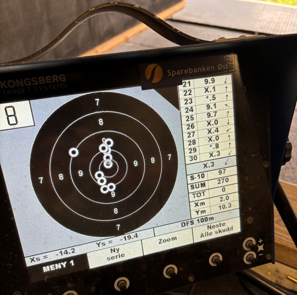 Som vi kan se her har Tollefsen på 10 skudd syv tiere og tre niere. Det lover godt for konkurransen under Landsskytterstevnet.
