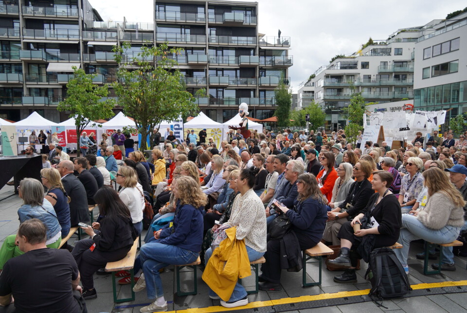 MYE FOLK: Mange hadde tatt turen for å få med seg åpningen.
