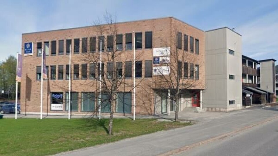 STENGT: På grunn av en vannlekkasje er tannklinikken stengt.
