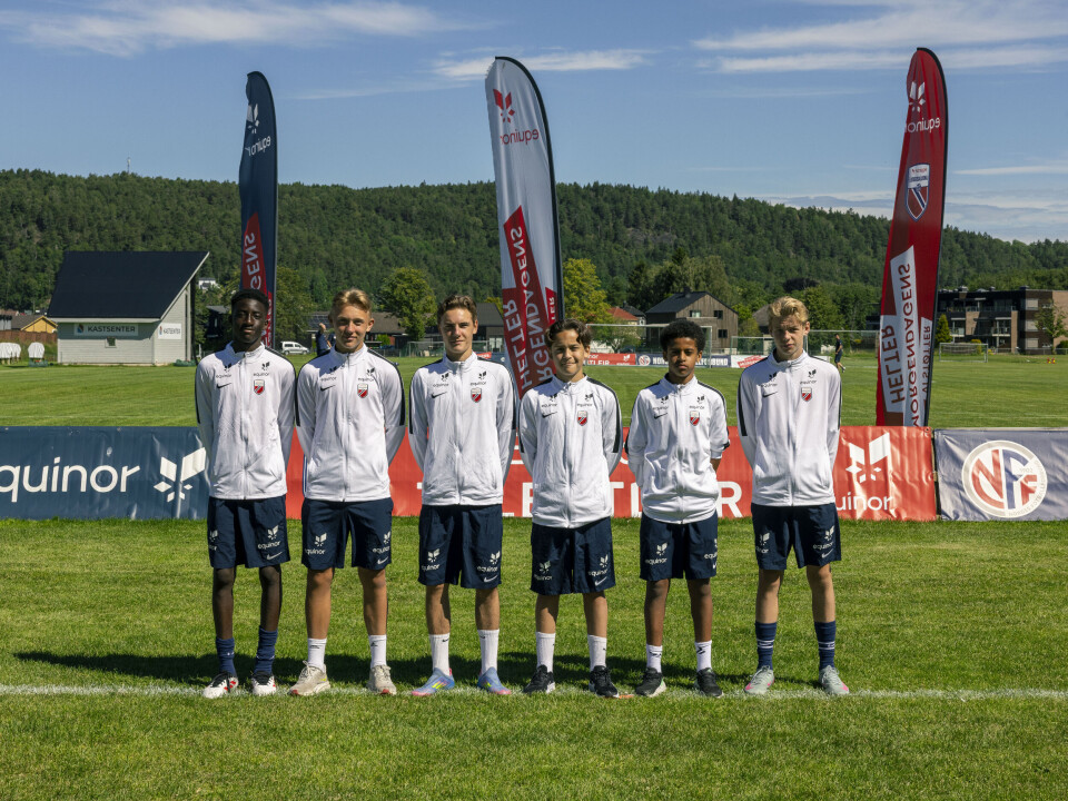 TRENER MED DE BESTE: (f.v): Chris Matheo Lacle, Mats Spiten, Szymon Bagniuk, Joaquin Alejandro Yanez Ramirez, Amir Suleiman og Erik Ortun Sandengen.