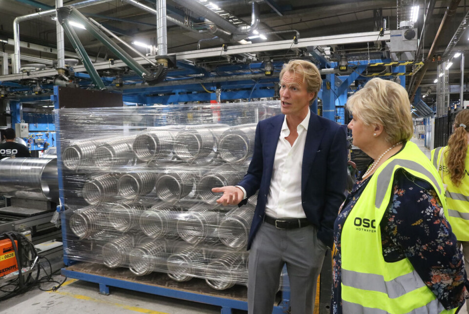 Høyreleder og statsministerkandidat, Erna Solberg gjestet OSO Hotwater og eier Sigurd Braathen på Loesmoen torsdag.