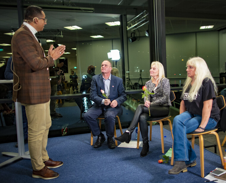 SIAN under dialogmøte med Yousuf Gilani i Drammen