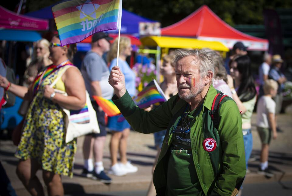 Europa-topp la turen til Drammen i rekordstor pride-parade