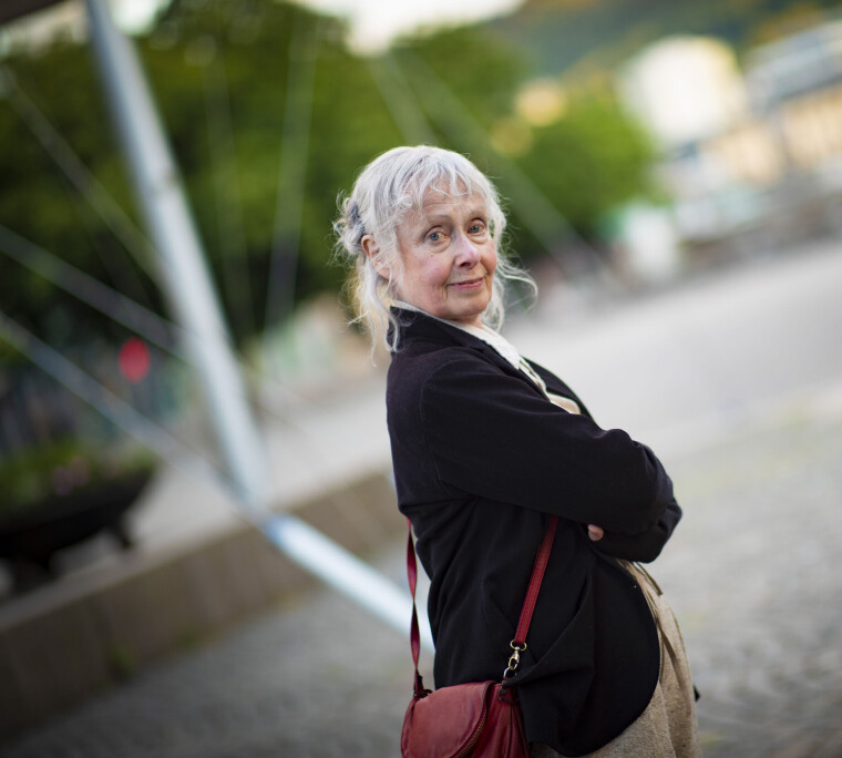 Våpen eller velferd: Når tallene spiser skoler og politikerne danser en merkelig vals