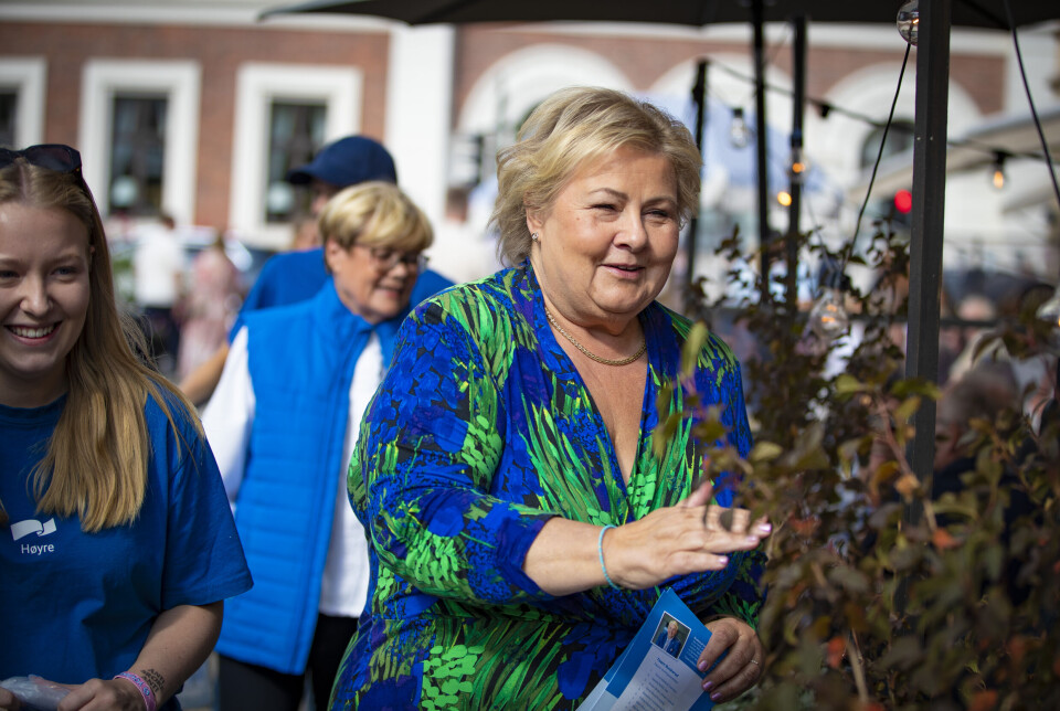 Erna med valg-stunt i Drammen under Elvefestivalen