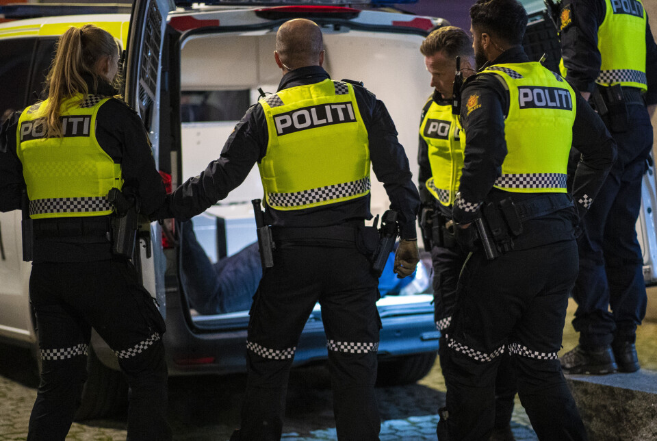 Arresten fyllt opp av bråkmakere i festival-natten