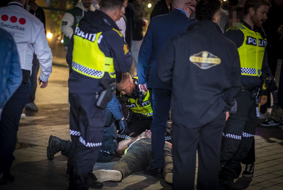 Arresten fyllt opp av bråkmakere i festival-natten
