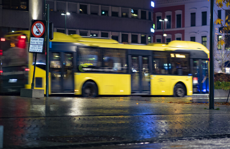 Endringene i bussrutene rammer lokalsamfunnet vårt hardt