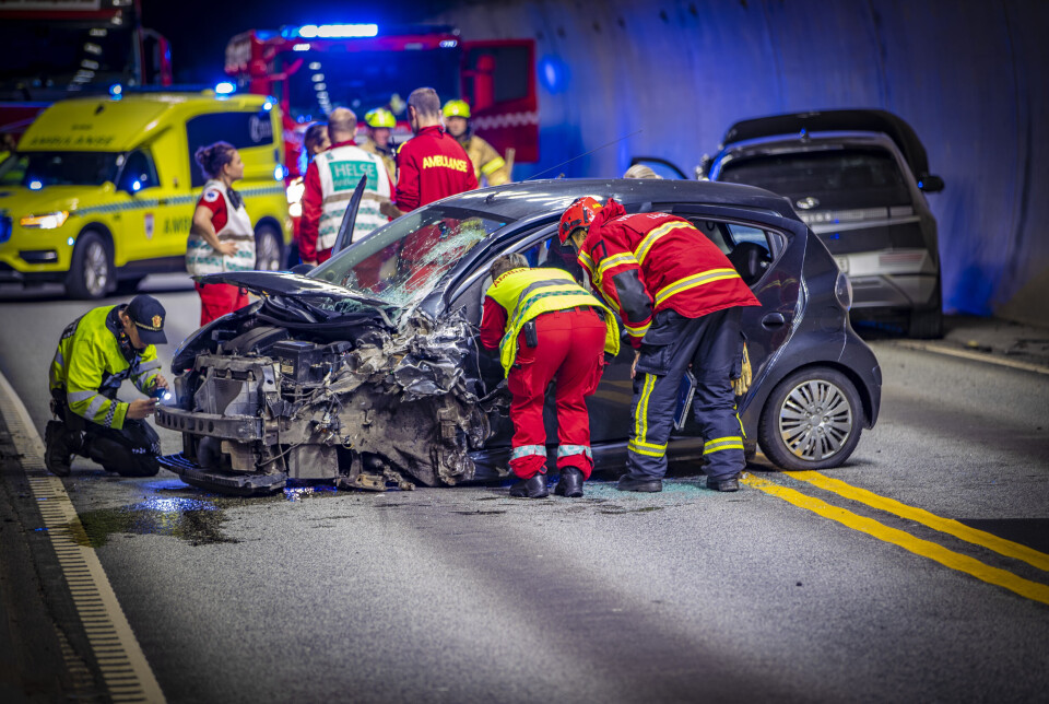 E134: Kritisk skadd i frontkollisjon