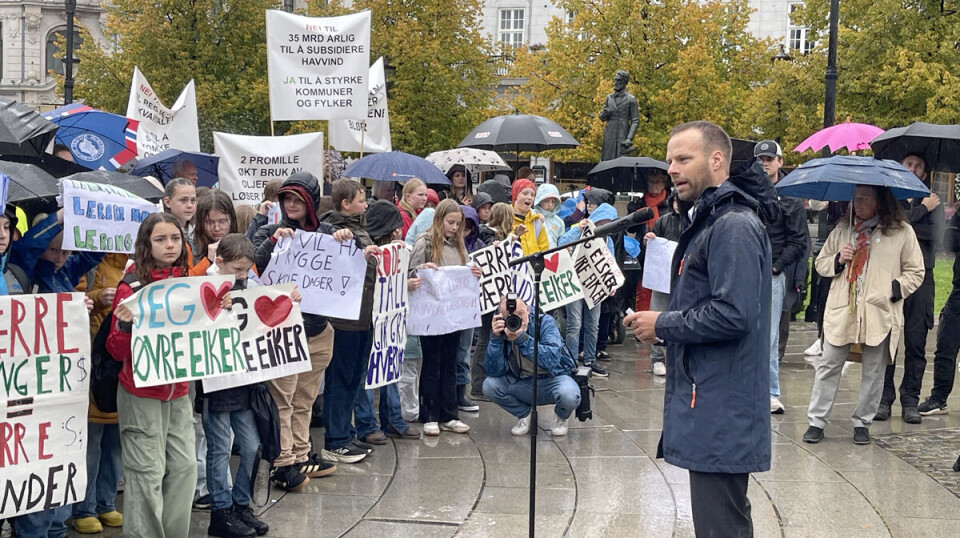Jon Helgheim fra FrP og Drammen støttet opp om protesten.