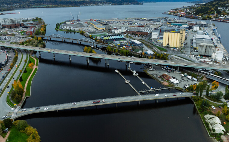 Holmenbrua er en flaskehals for sjøtransport