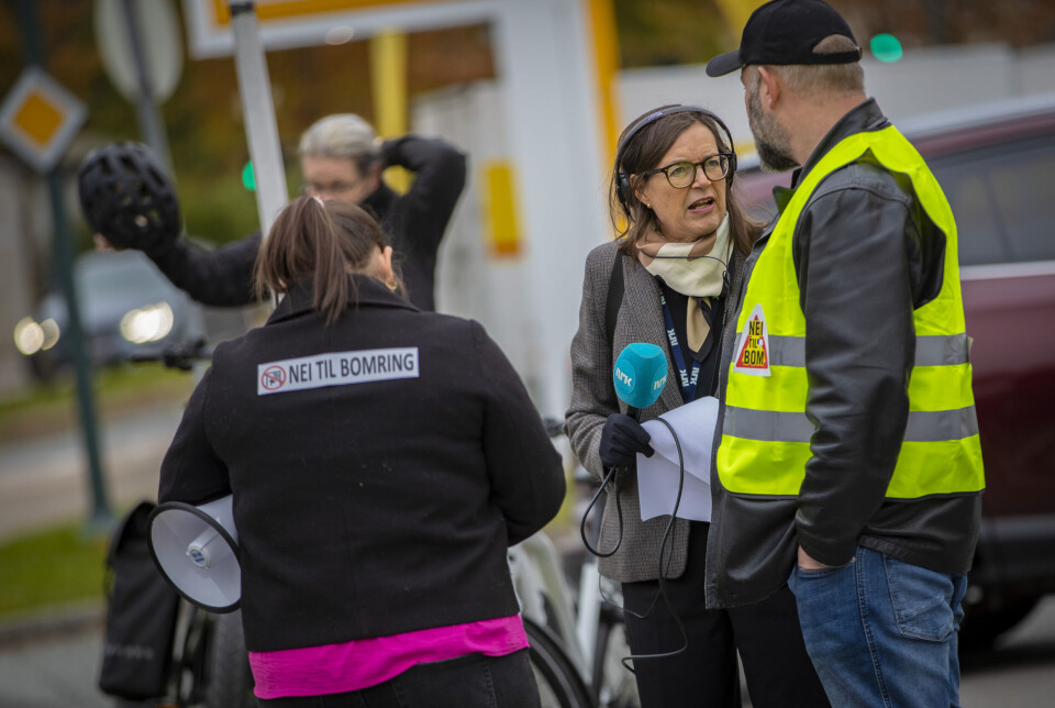 NRK var på plass på Brakerøya, og kom for anledningen med syklende reportasjeteam.